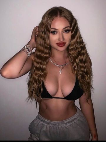 Полина